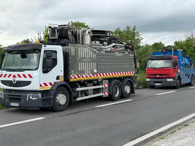 Flotte de camions hydrocureurs ACS Assainissement en Essonne